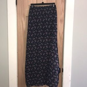 Abercrombie & Fitch long skirt size small
